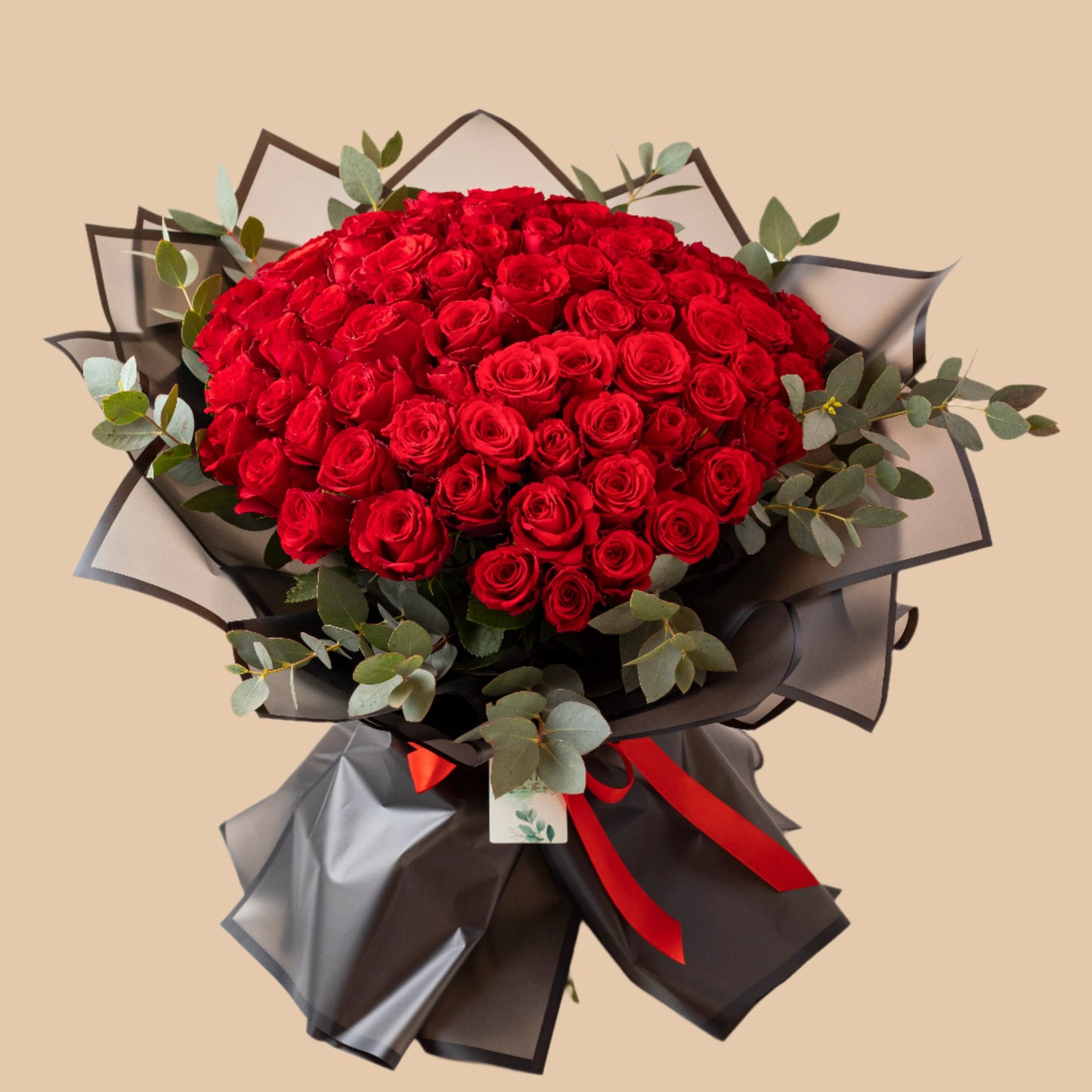 99 red roses... a promise that never fades — Eternal Promise is a luxurious bouquet featuring 99 stunning red roses wrapped in elegant packaging. A timeless expression of love and deep devotion, perfect for anniversaries, romantic milestones, or grand gestures. Available with fast flower delivery in Dubai.