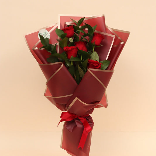 عناق الزهور | Floral Embrace - Flowers On The Way
