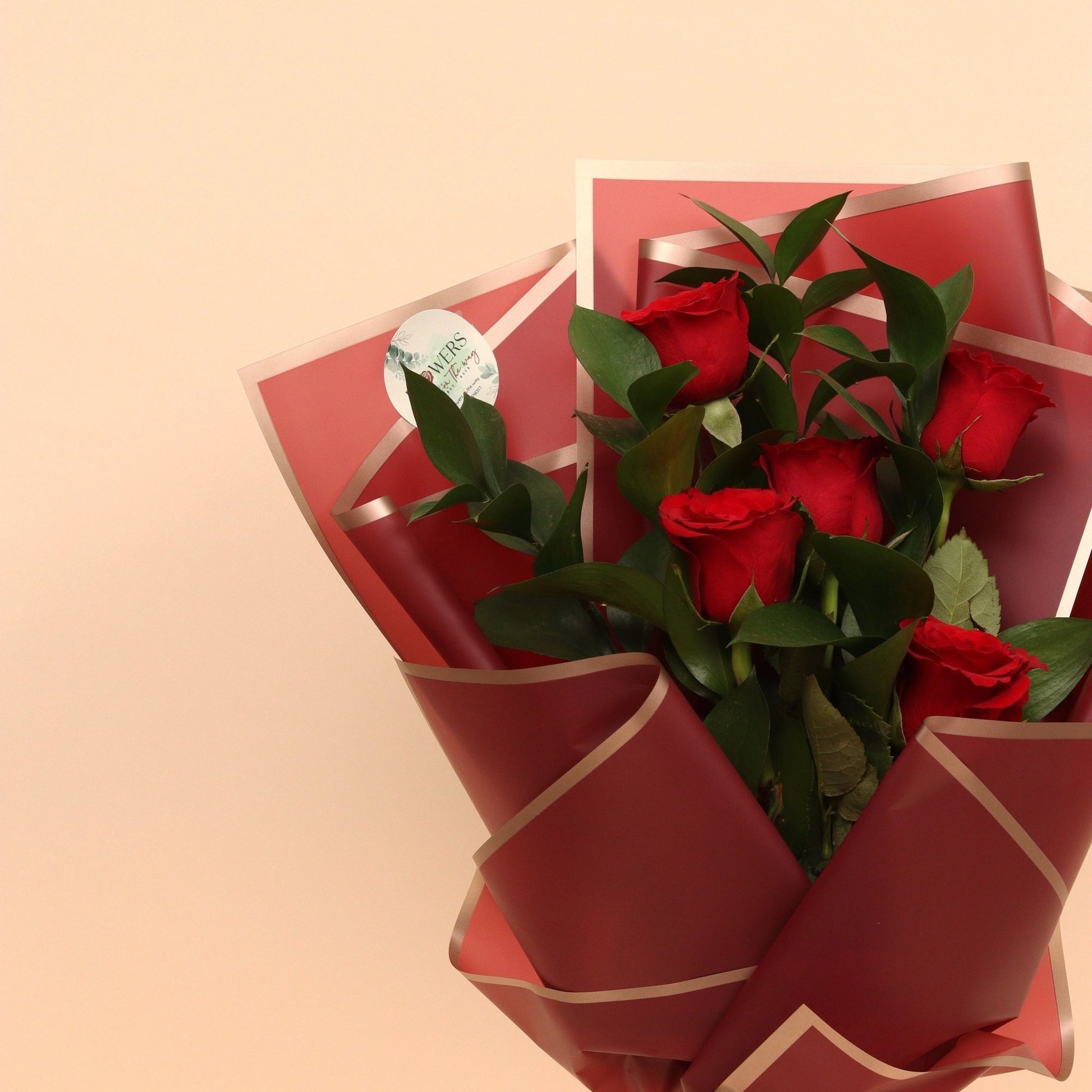 عناق الزهور | Floral Embrace - Flowers On The Way