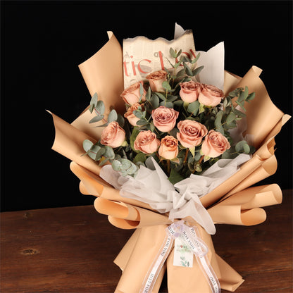 Cappuccino Rose Bouquet - alternate view
