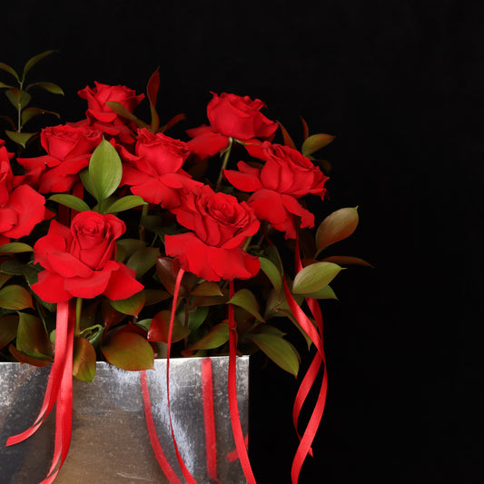 Silver Reflection In Love – alternate view, Valentine's Day flower delivery Dubai