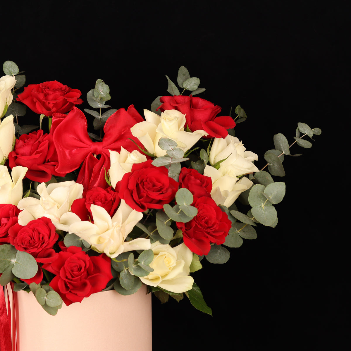 Blushing Passion Floral Box – alternate view, Valentine's Day flower delivery Dubai