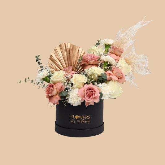 فخامة الليل | Midnight Luxury – Cappuccino & White Roses Black Box - Flowers On The Way