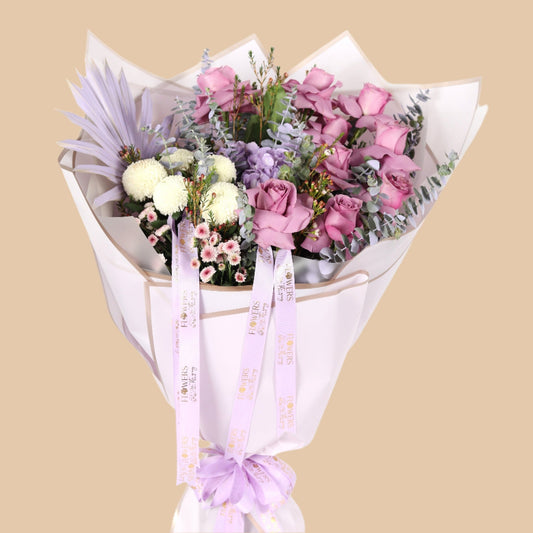 همس الأناقة | Elegant Whisper – Grand Purple Rose & Hydrangea Bouquet - Flowers On The Way