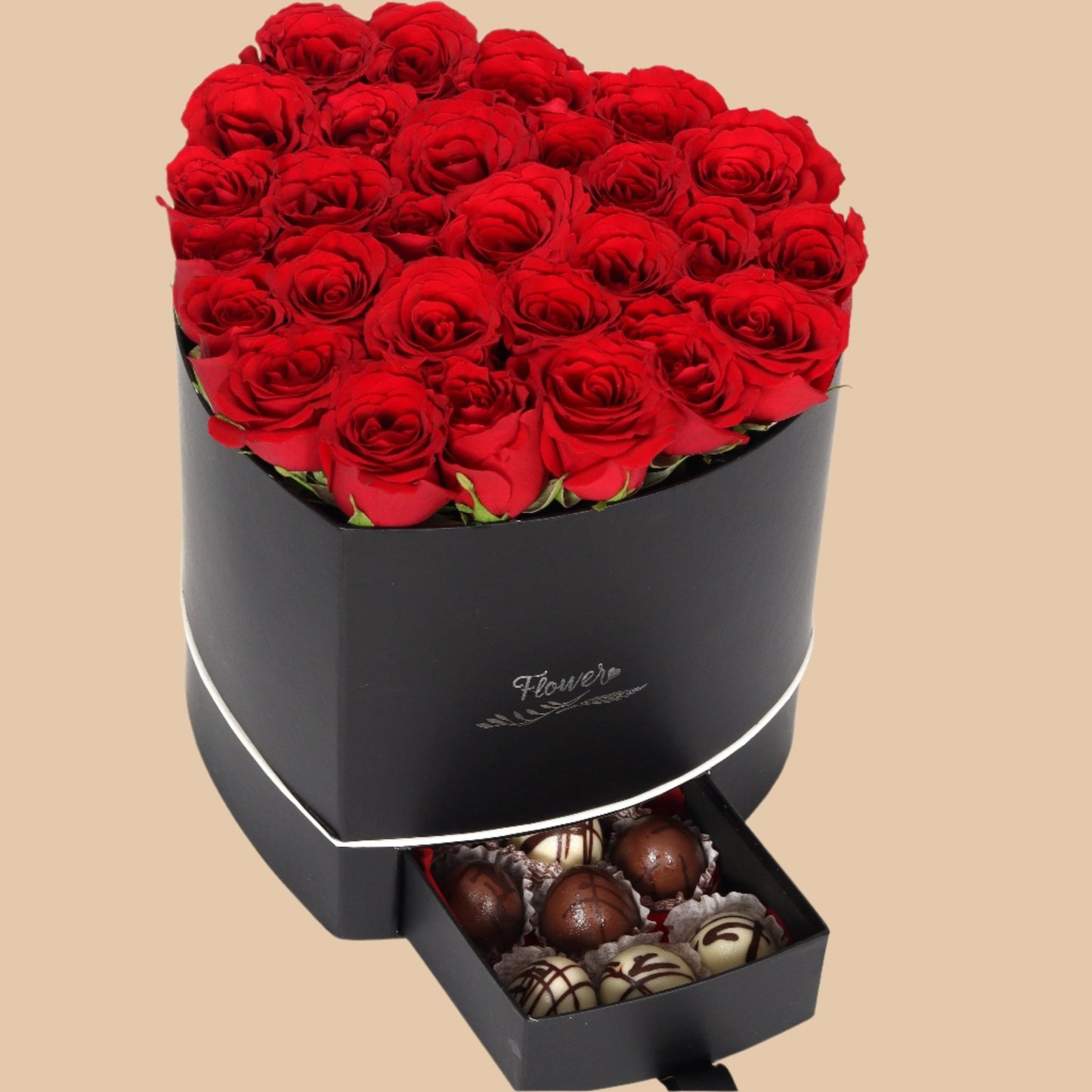 قلب الشغف | Passion Heart Box - Flowers On The Way