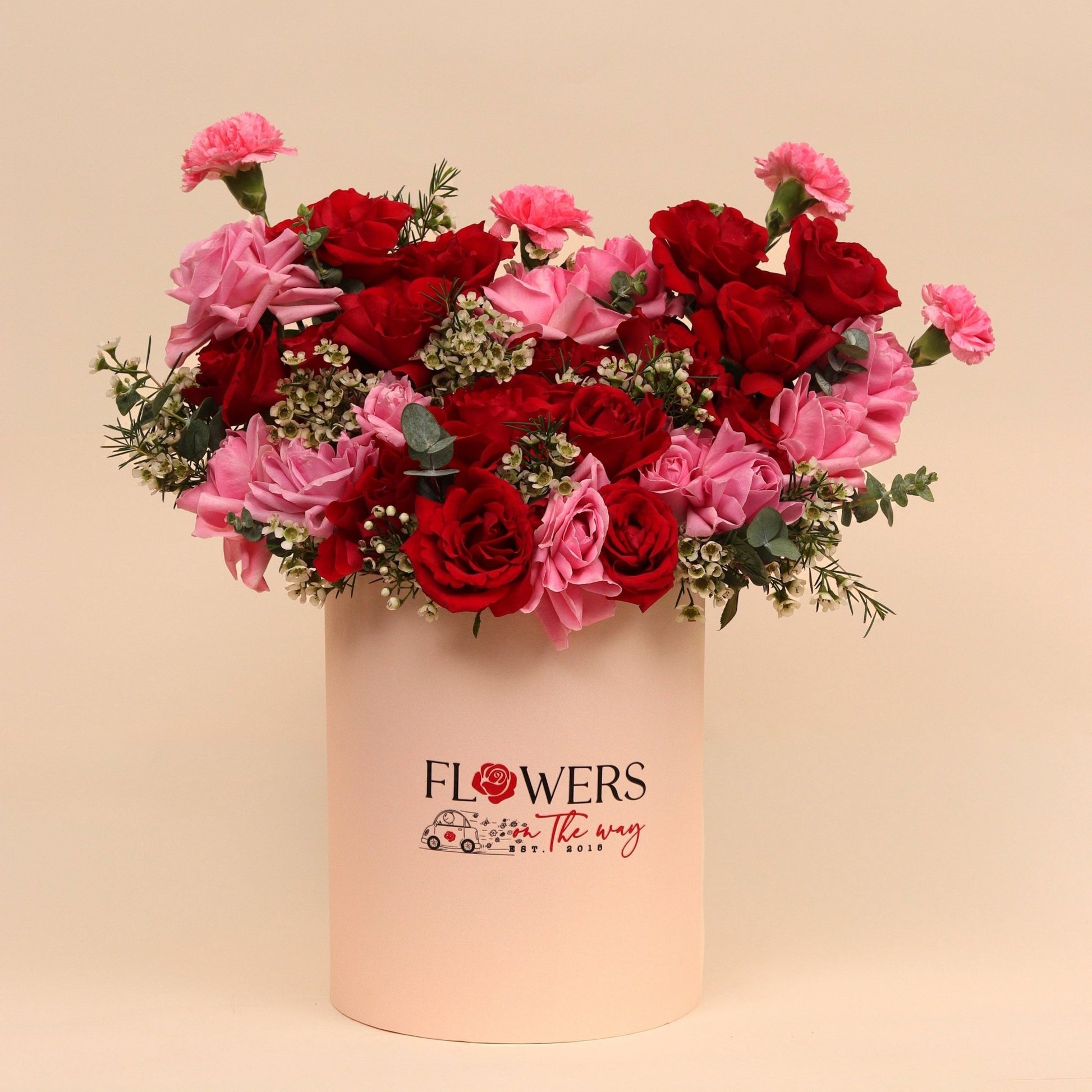 لحظة حب | Moment of Love - Flowers On The Way