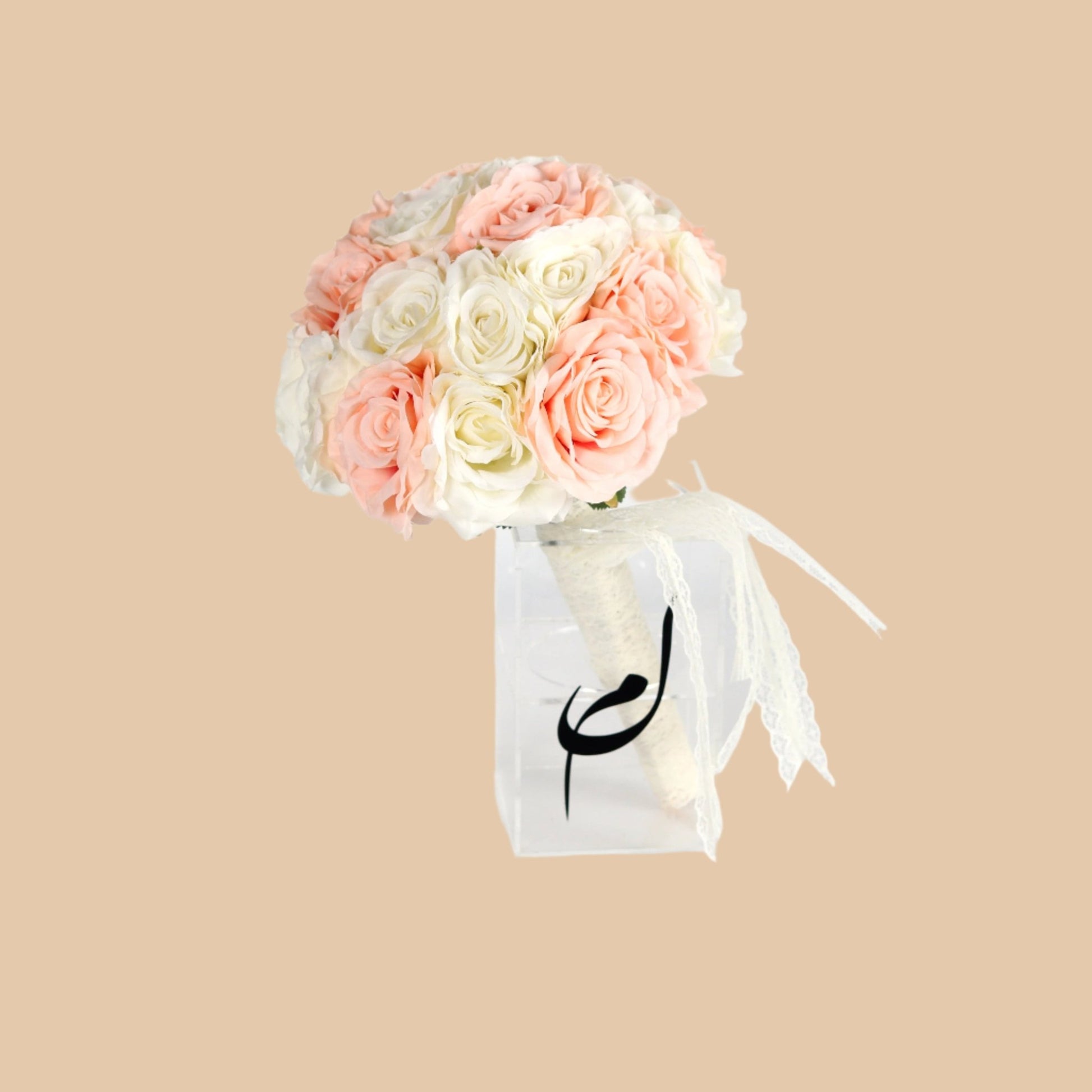 "لمسة نقاء – مسكة عروس روز أبيض وبيتش صناعية" "Pure Elegance – White & Peach Artificial Rose Bridal Bouquet" - Flowers On The Way