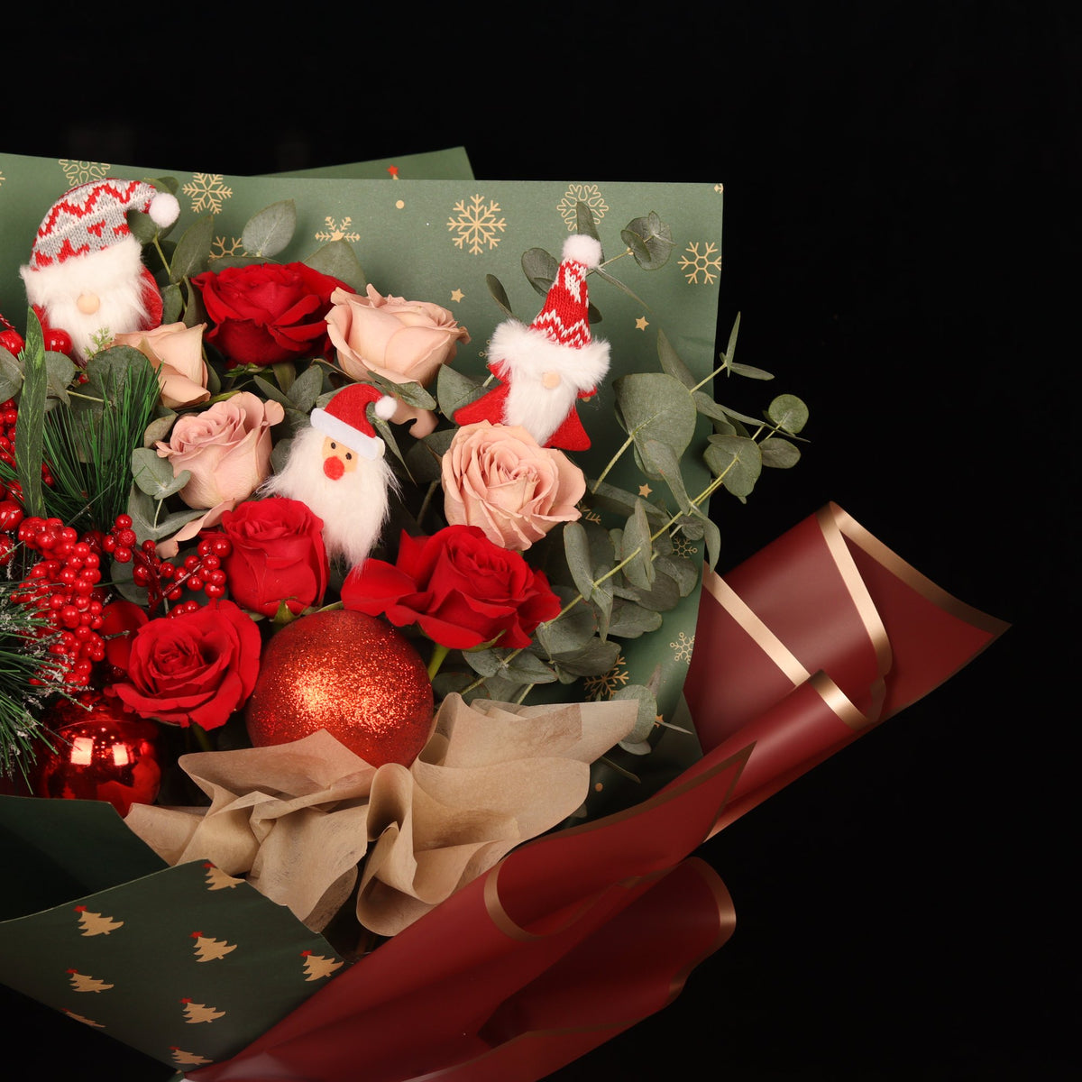 Magic Rose Collection - cappuccino and red roses with red berries, Christmas flowers Dubai