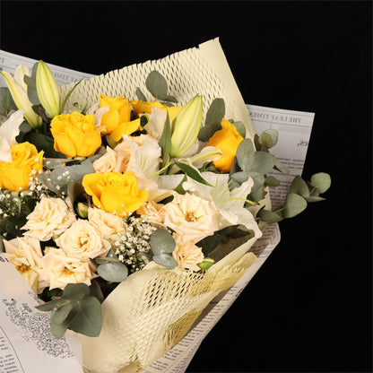 Sunlit Lily Bouquet - alternate view