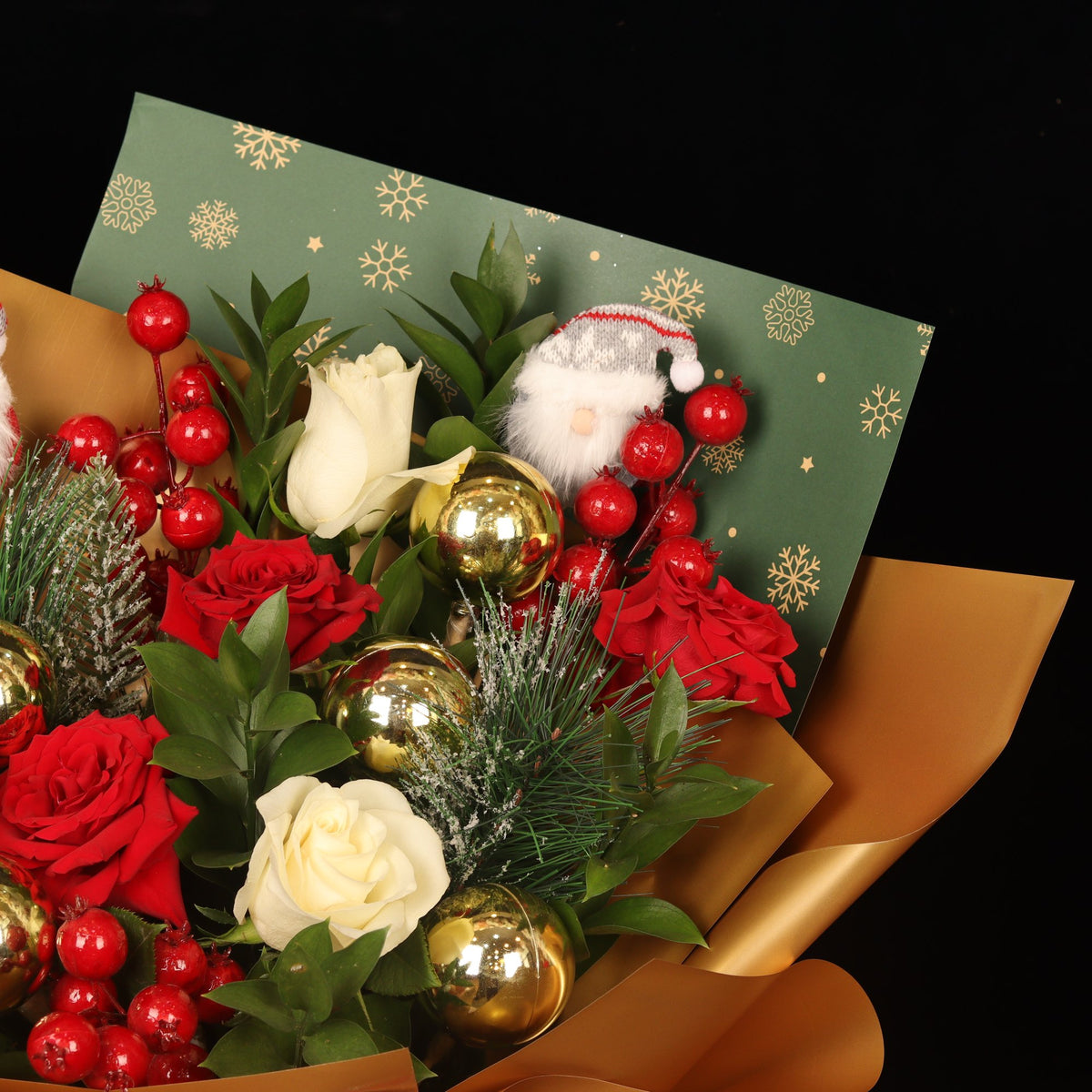 Winter Wonderland Rose - alternate view, Christmas flowers delivery Dubai